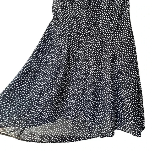 BANANA REPUBLIC NWOT SLEEVELESS DRESS CROSSOVER STRAPS NAVY BLUE WHITE | 12 - Picture 6 of 7